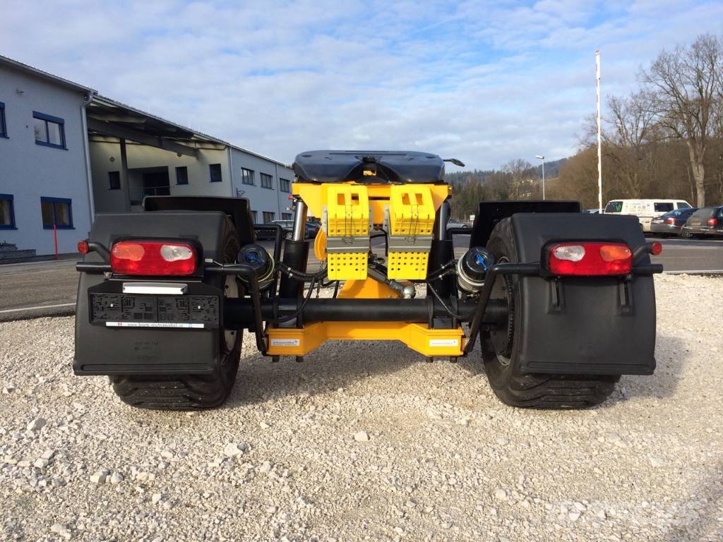 Benzberg Dolly Citas piekabes