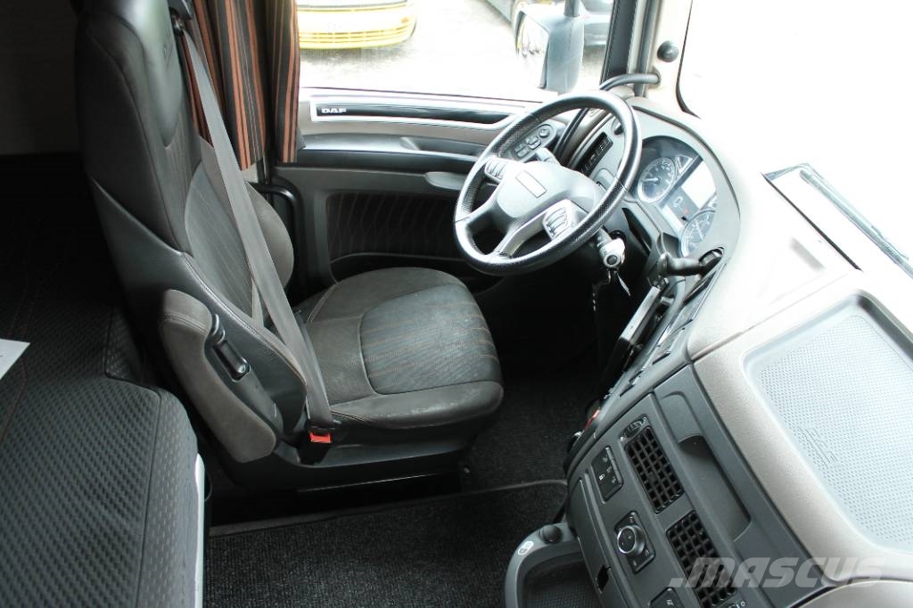 DAF XF 530 FTT Truck Tractor Units