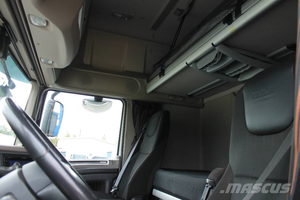 DAF XF 530 FTT Truck Tractor Units
