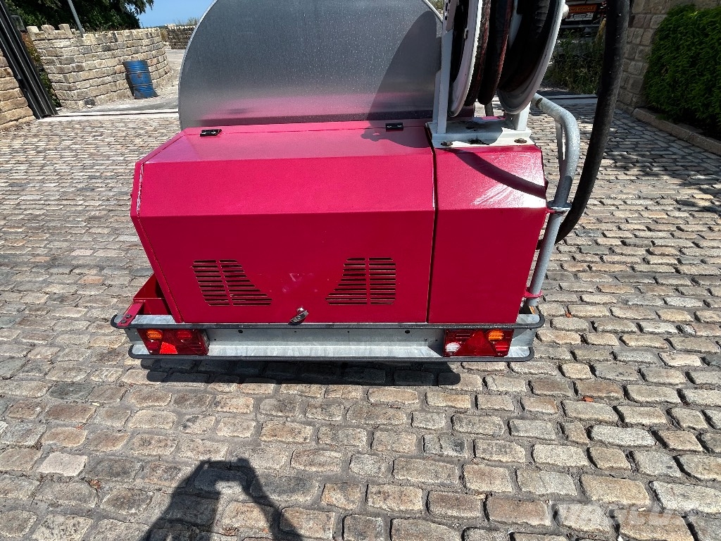 Acmar 516 Bitüm pülverizatörleri