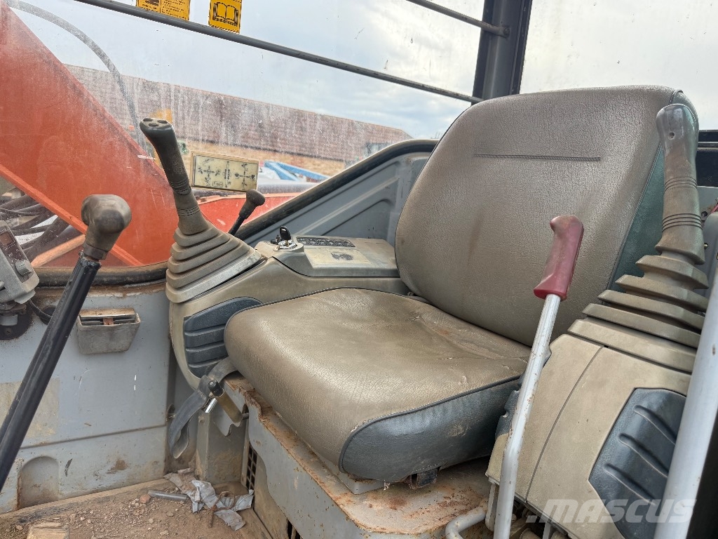 Hitachi EX 75 UR Μίνι εκσκαφείς 7t - 12t