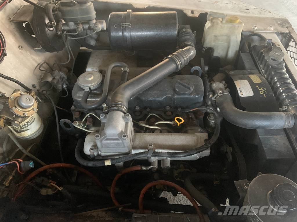 Nissan ET02A20U V-2212 EO Airport equipment