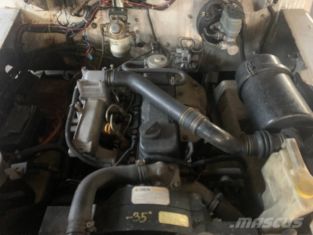 Nissan ET02A20U V-2212 EO Airport equipment