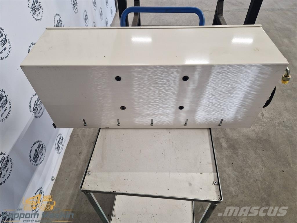 Rottne Kondensor 24V R134A , 062-0307 Ostale komponente