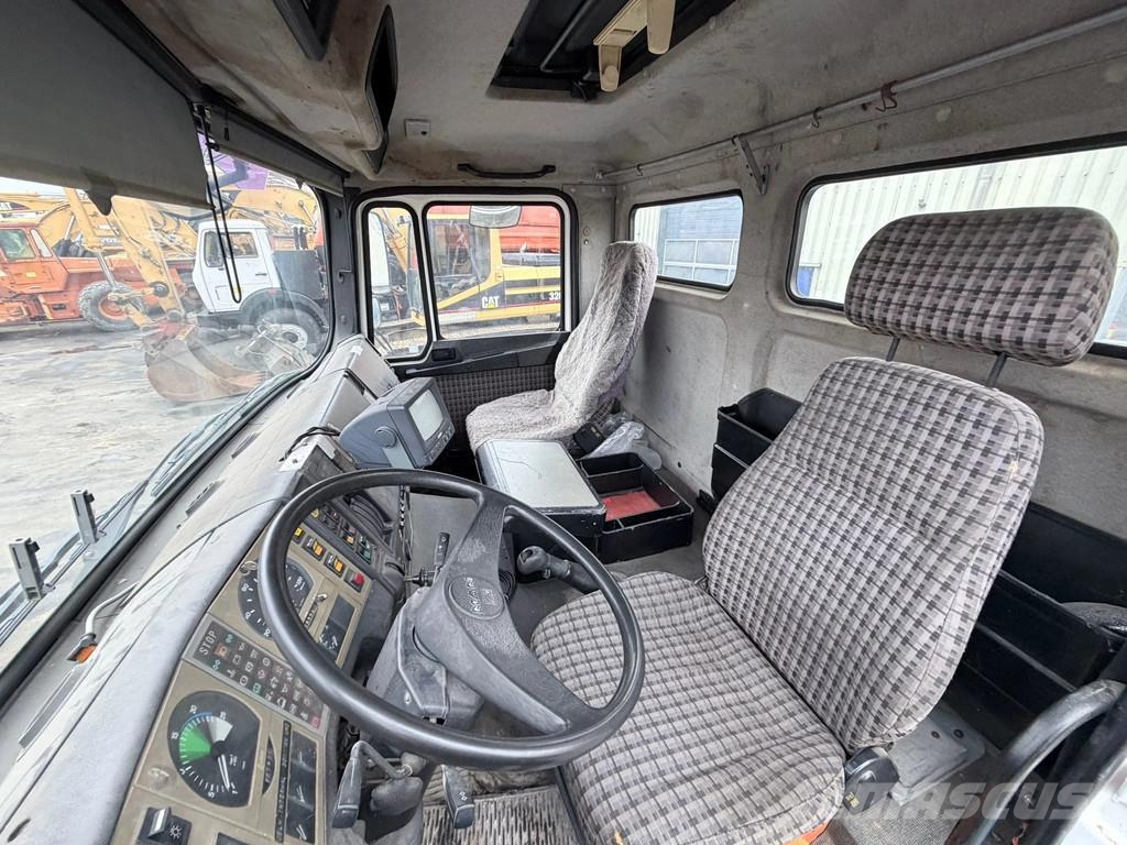 MAN 26 .332 Chassis Cabine 6x4 Manual Gearbox Big Axle Trækkere