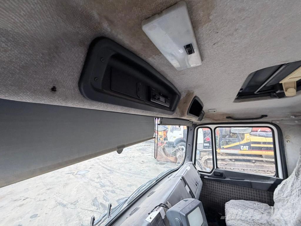 MAN 26 .332 Chassis Cabine 6x4 Manual Gearbox Big Axle Trækkere