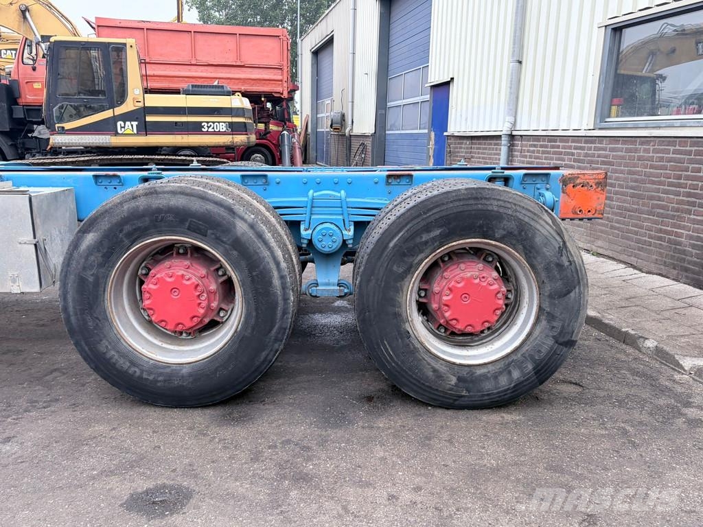 MAN 26 .332 Chassis Cabine 6x4 Manual Gearbox Big Axle Trækkere