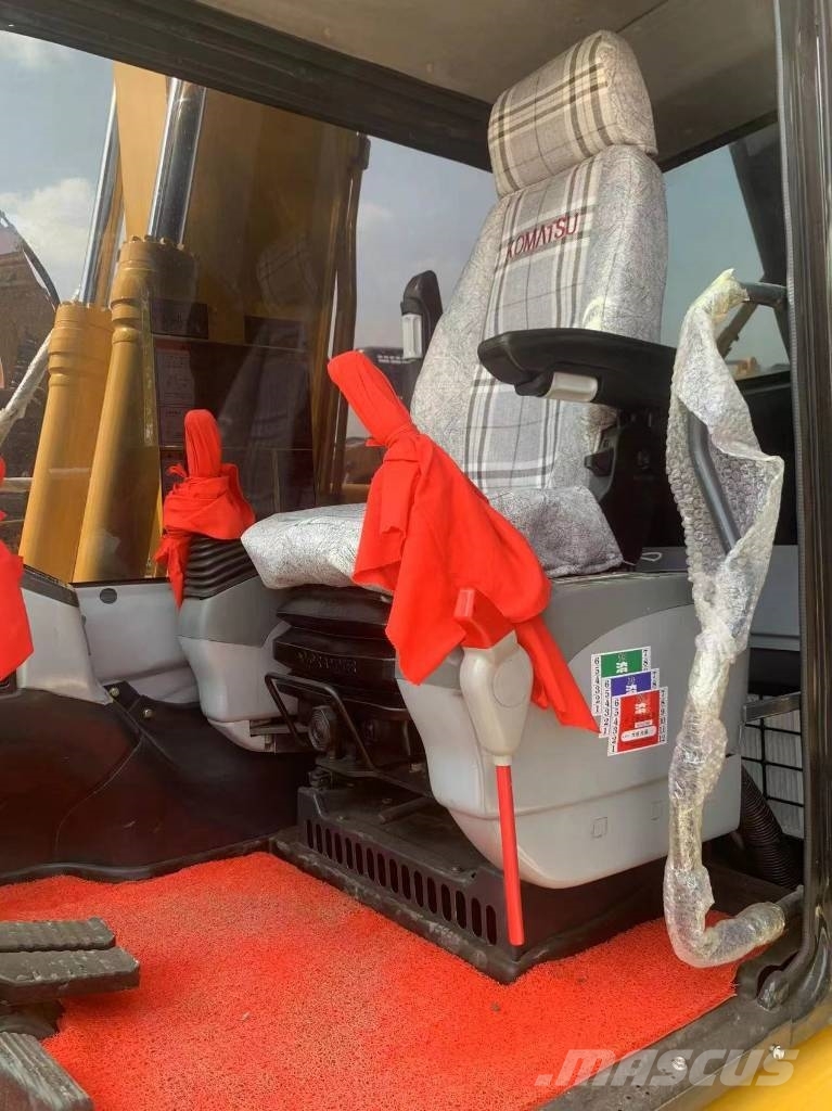 Komatsu PC 130-7 中型挖掘机