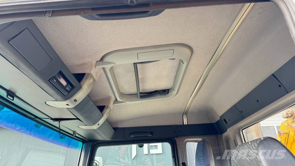 MAN 18.313 4x2 tipper - EFFER 1140 2S crane Camiones bañeras basculantes o volquetes