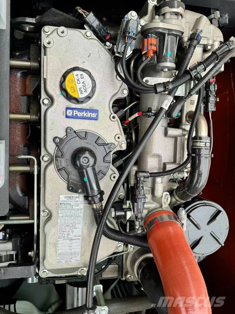 Develon DX150WE Колесни екскаватори