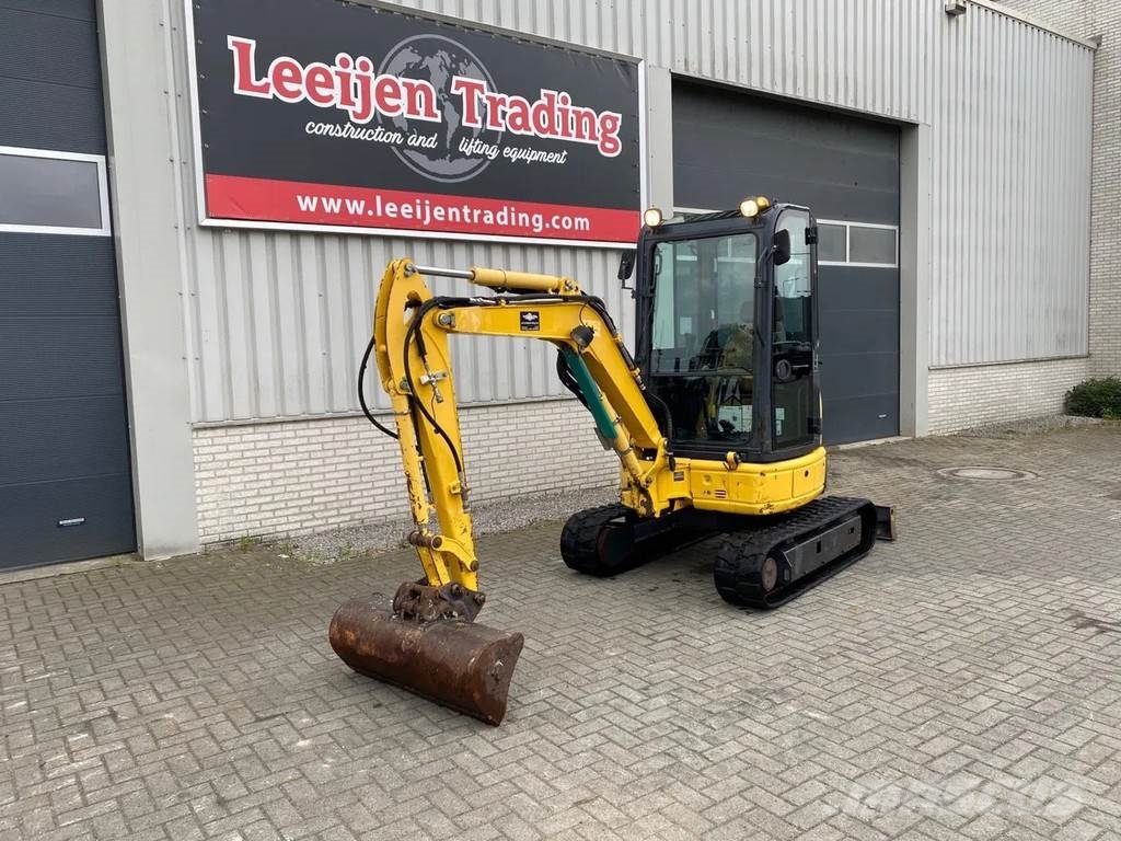 Komatsu PC26MR-3 Miniexcavadoras