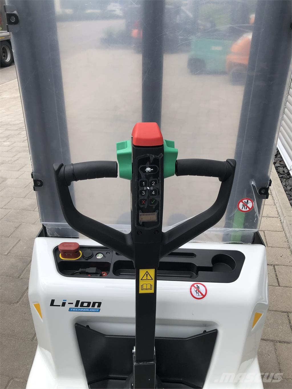 Bobcat LSM12N NEUGERÄT!!! Ajettavat pinoamisvaunut