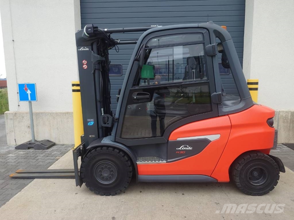 Linde H30D/1202 Container Cabin / Steer Control Diesel forklifts