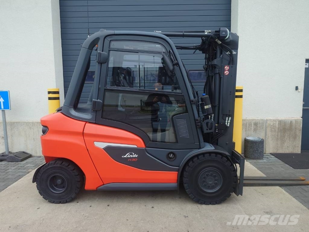 Linde H30D/1202 Container Cabin / Steer Control Diesel forklifts