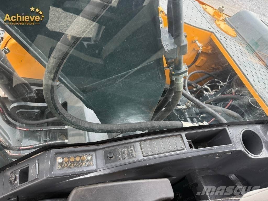 Hyundai 220LC-9S Bageri gusjeničari