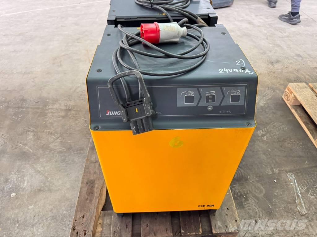 Jungheinrich CHARGER 24V 90A شواحن