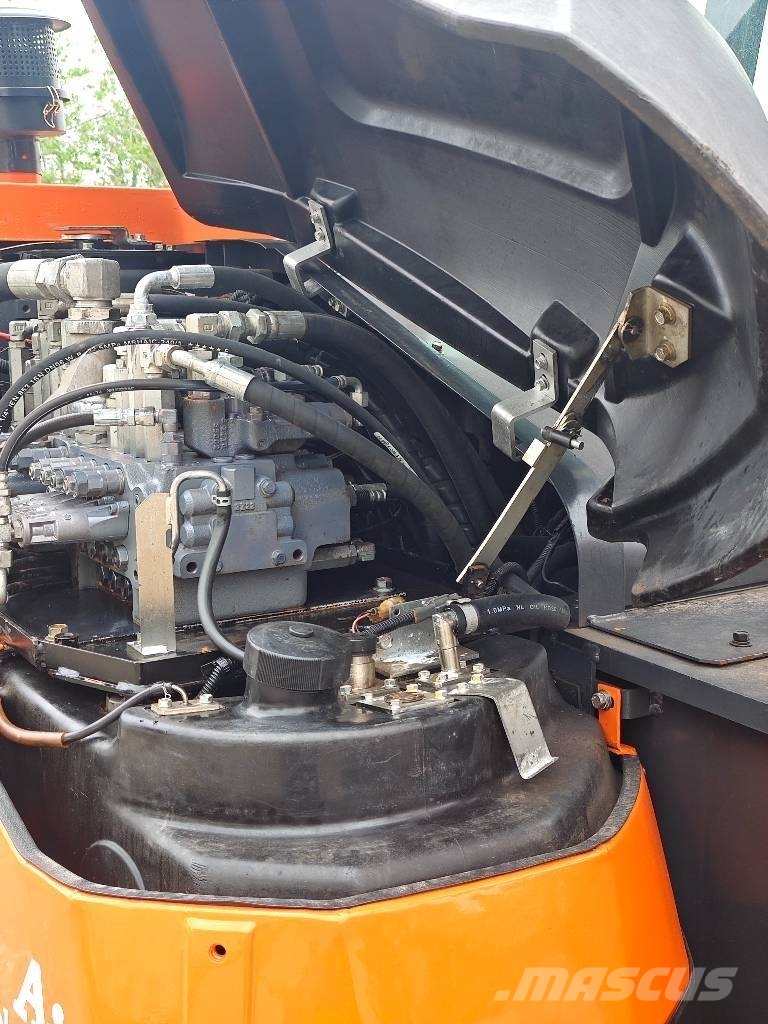 Kubota KX 80-4 Малые экскаваторы 7т-12т