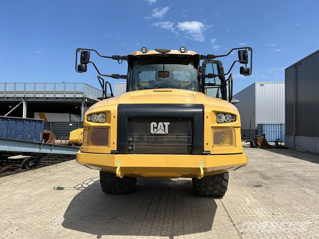 CAT 730-04 Άκαμπτα Dumper με ανατρεπόμενο κάδο