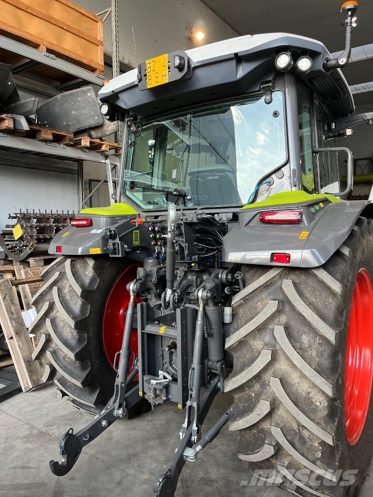 CLAAS Axos 3.105 트랙터