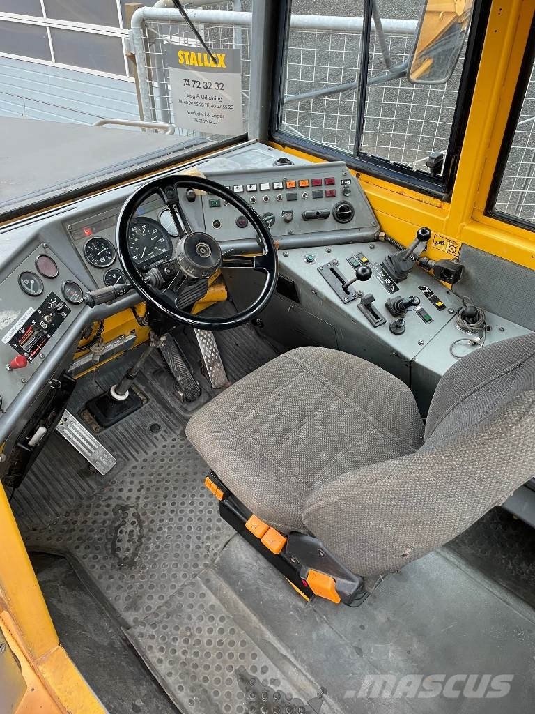 Volvo A25C ساحبات مفصلية