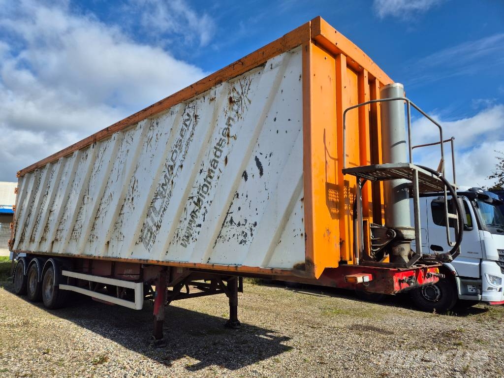 AMT 3 akslet 71m3 stål tipper // steel tipper // synet Semi Reboques Basculantes