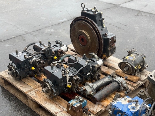 Bomag BC 572 RB USED HYDRAULIC PARTS Afvalpersen