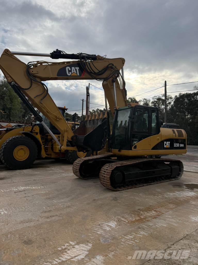 CAT 323 D SA TRUCK EXCAVATOR Εκσκαφείς με ερπύστριες