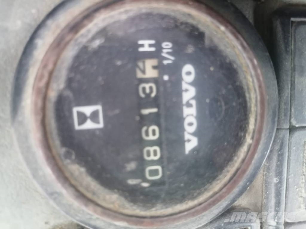 Volvo EC 700 B LC Koparki gąsienicowe