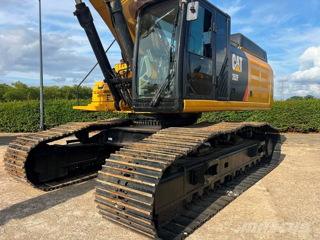 CAT 352 F Telakaivukoneet