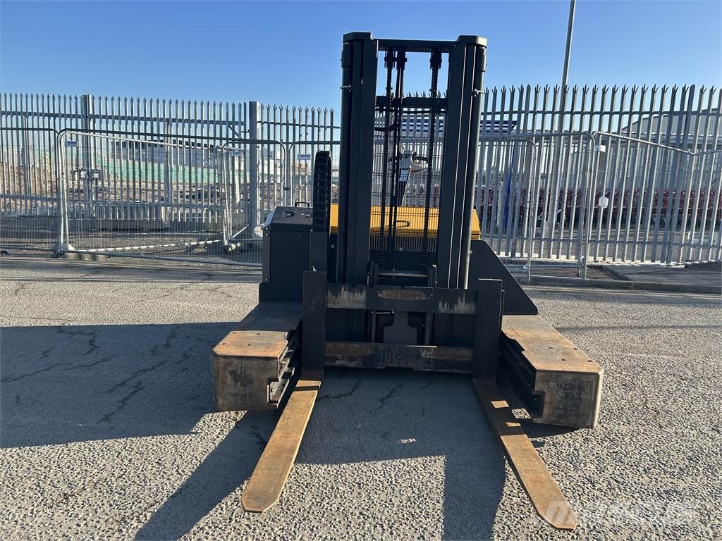  SBP XT HD 4VR 2520 四轮前移式叉车