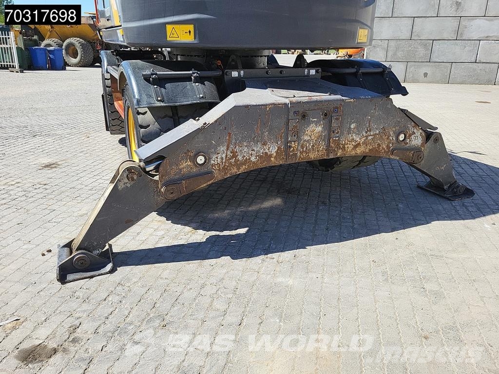 Volvo EWR150 E Outriggers + Blade Koparki kołowe