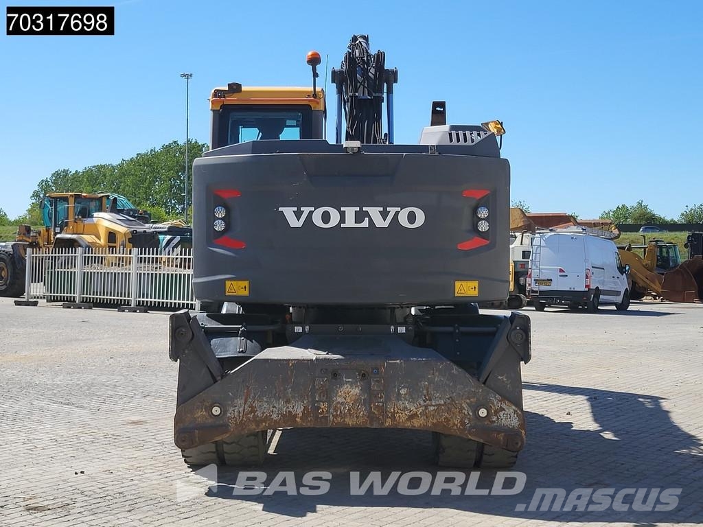 Volvo EWR150 E Outriggers + Blade Koparki kołowe