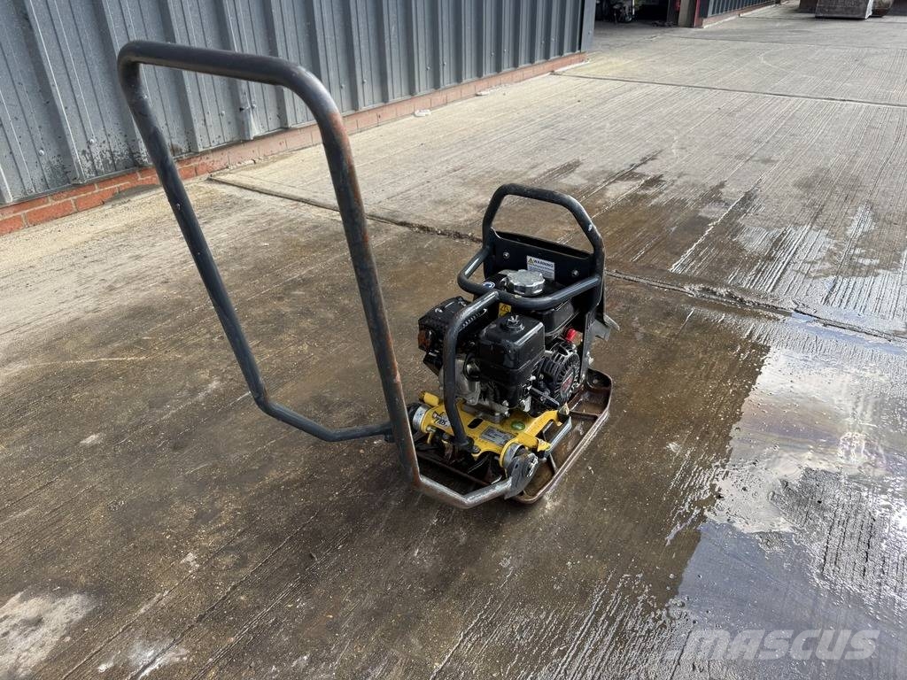 Bomag BP 10/35 65 kg Plate Compactor Vibratori
