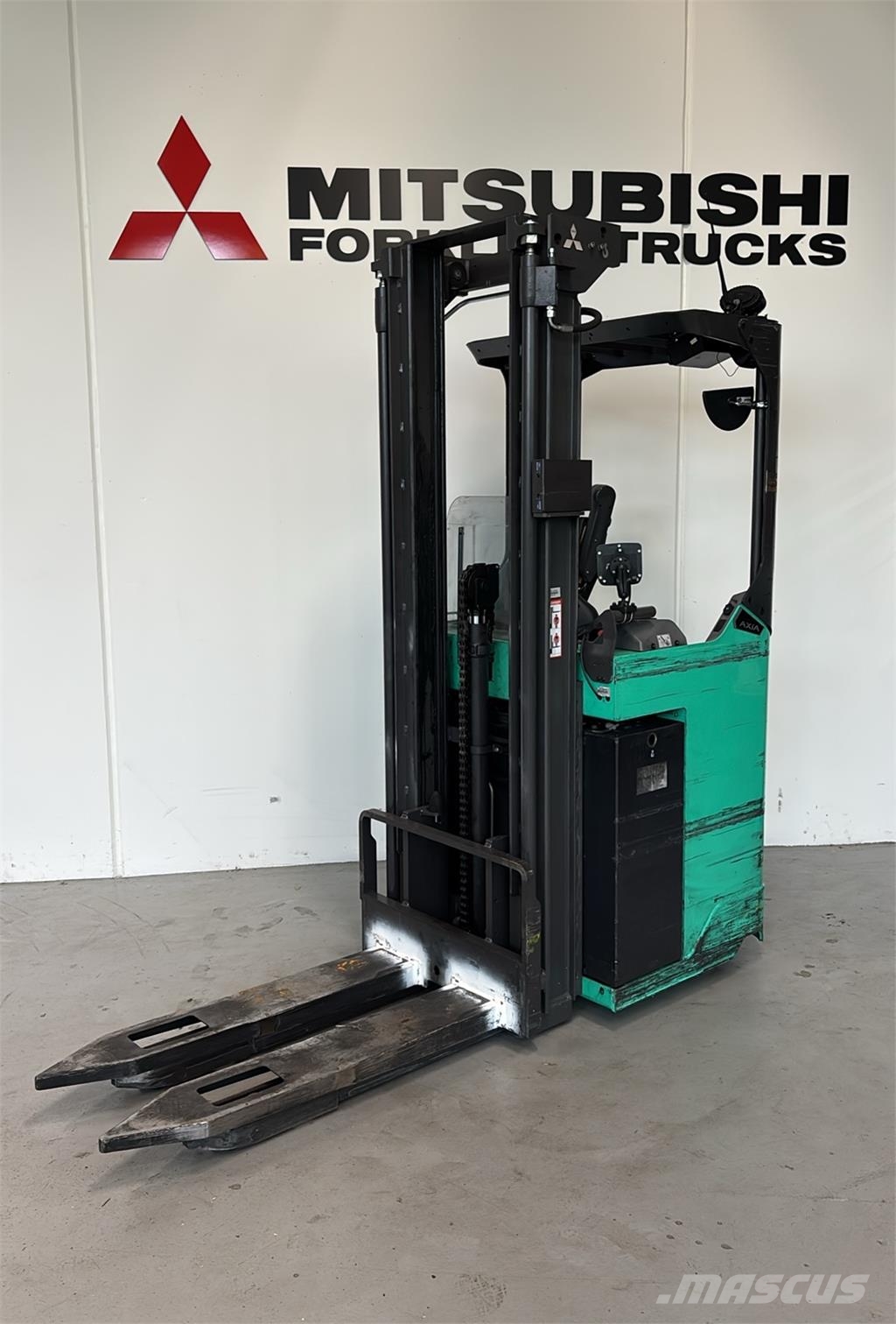Mitsubishi SBS20N2 Ajettavat pinoamisvaunut