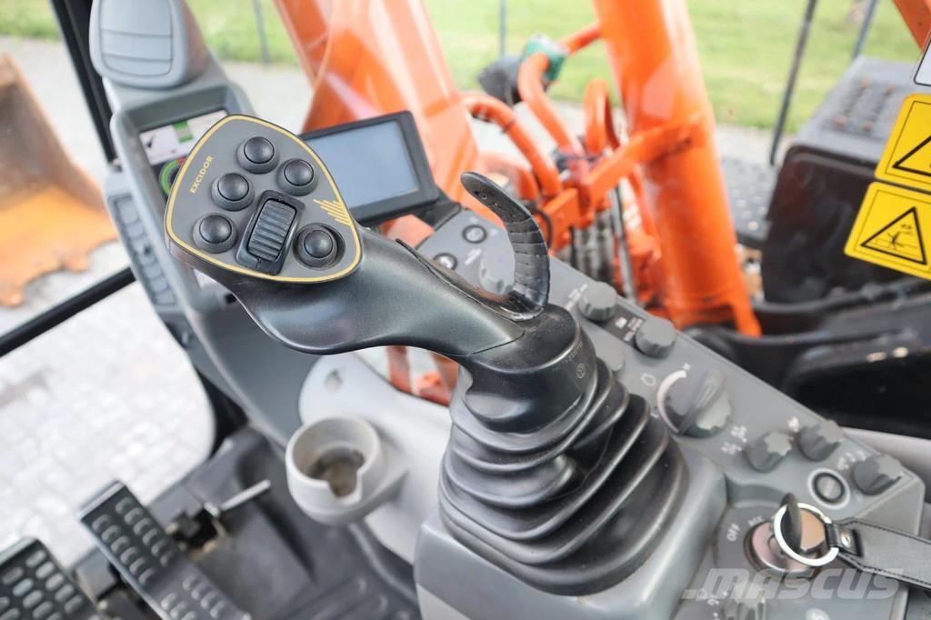 Hitachi ZX300 ZX300 LC-6 | TOOTH BUCKET | QUICK COUPLER Bagri goseničarji
