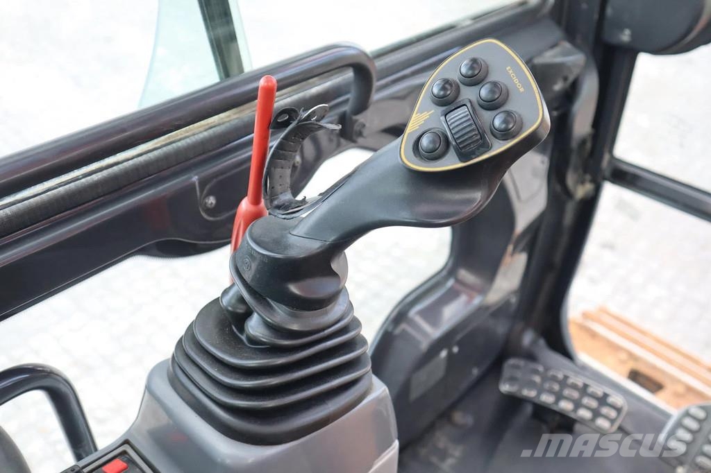 Hitachi ZX300 ZX300 LC-6 | TOOTH BUCKET | QUICK COUPLER Bagri goseničarji