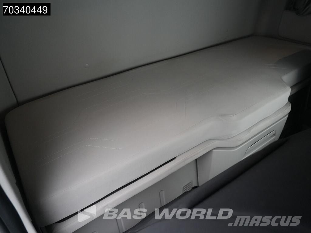 Ford F-Max 500 4X2 Retarder 2xTanks Standklima Navi ACC Trekkers