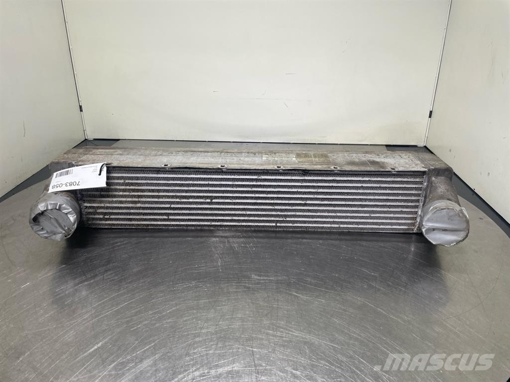 Liebherr A934C-10413275-Cooler/Kühler/Koeler Motoren
