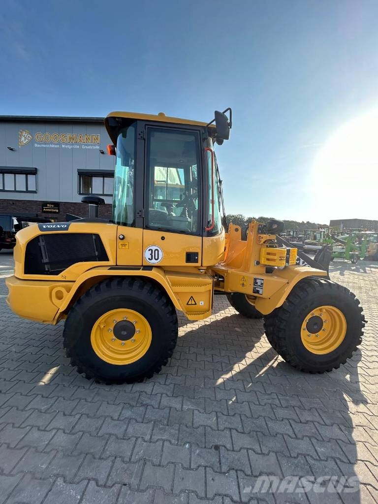 Volvo L 30 H Radlader