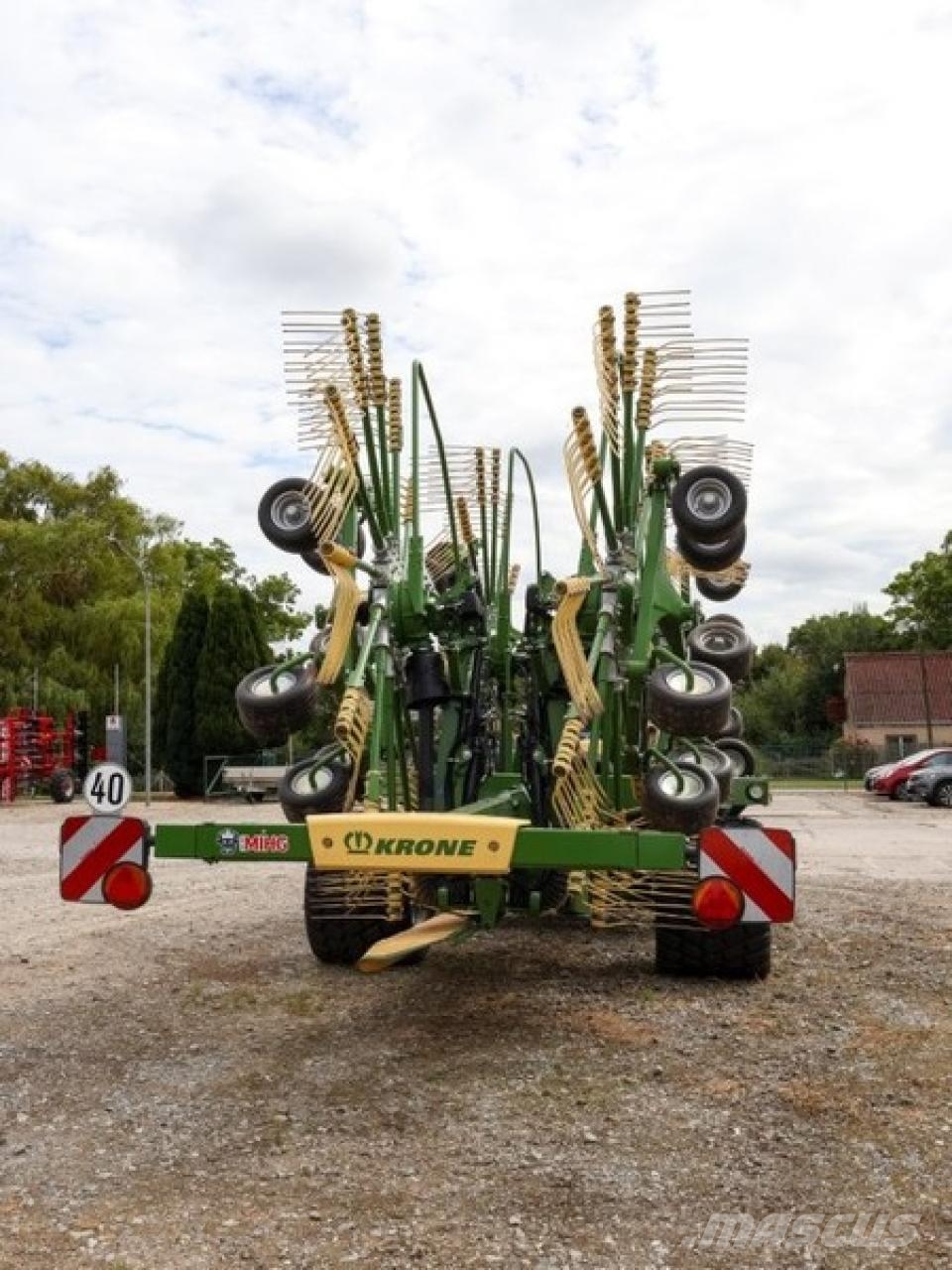 Krone TC 1370 Segadoras hileradoras