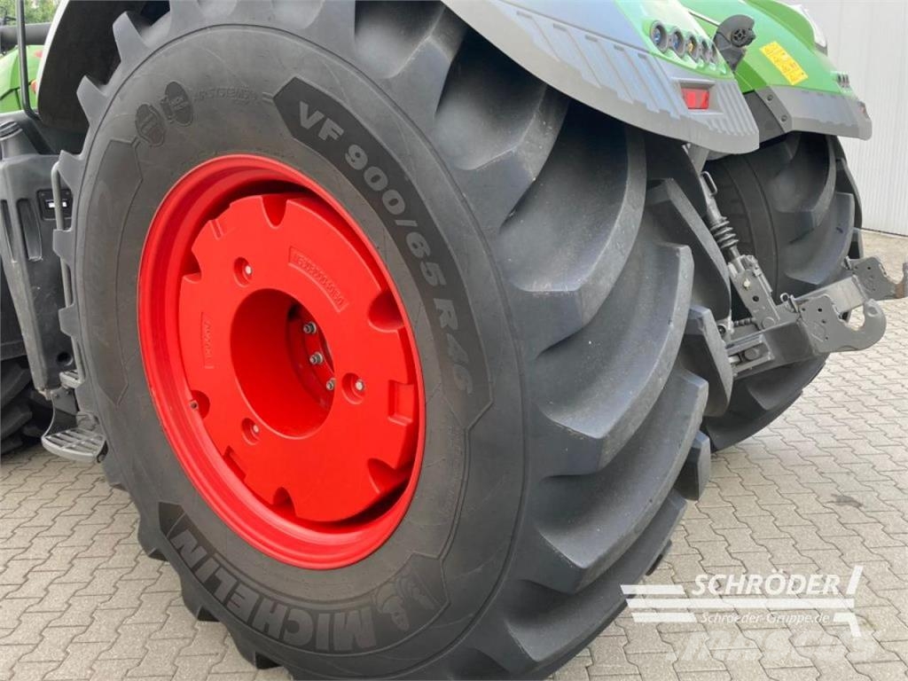 Fendt 1050 VARIO GEN3 PROFI PLUS Tractors