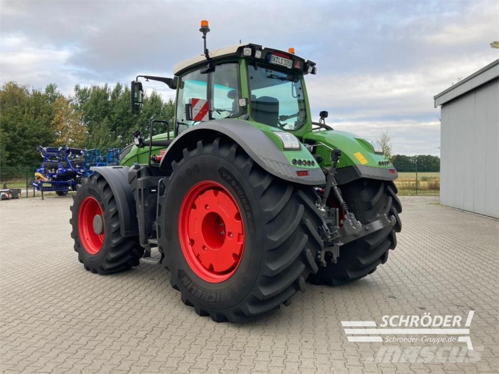 Fendt 1050 VARIO GEN3 PROFI PLUS Tractors