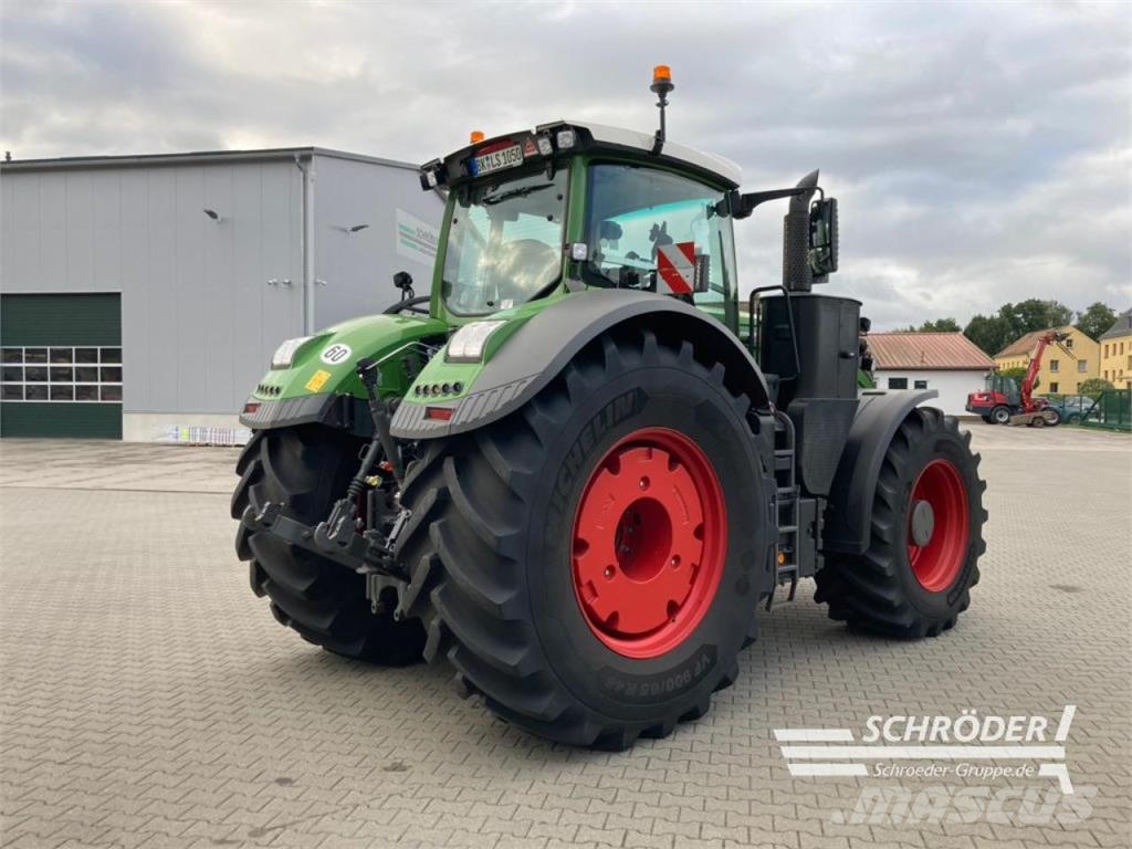 Fendt 1050 VARIO GEN3 PROFI PLUS Tractors