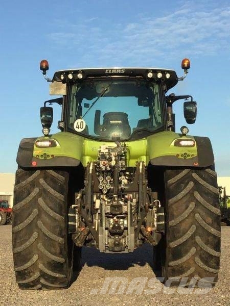 CLAAS AXION 810 CMATIC Traktoriai