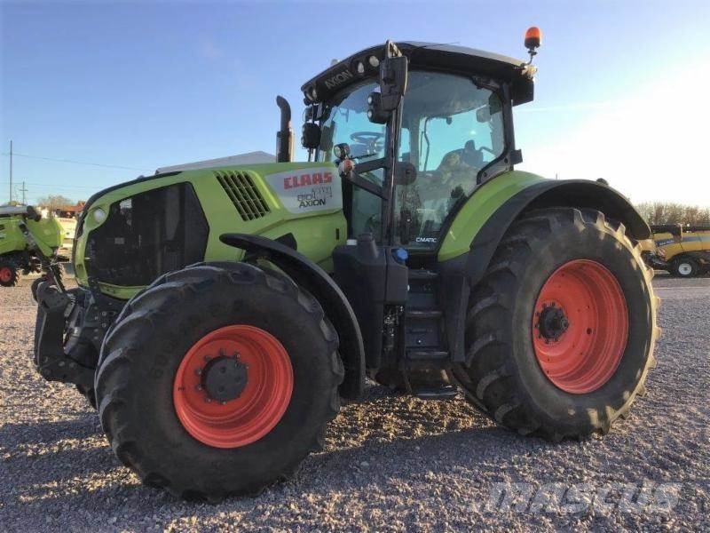 CLAAS AXION 810 CMATIC Traktoriai