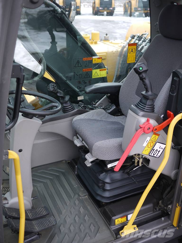 Volvo EW 140 D Kolesové rýpadlá