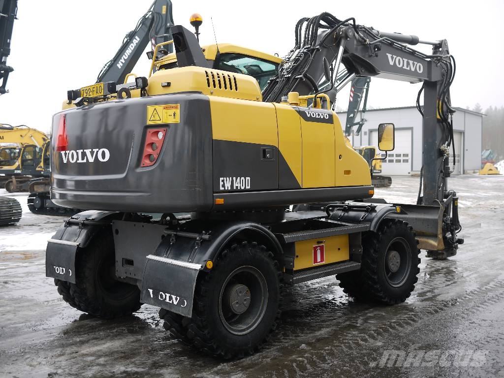 Volvo EW 140 D Kolesové rýpadlá