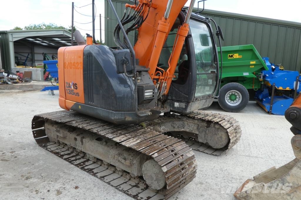 Hitachi ZX 135 US 5-B Crawler excavators