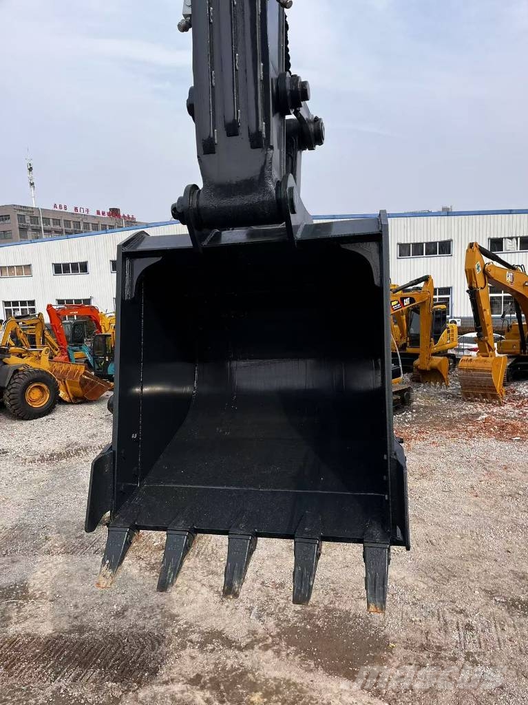 Hyundai 210W-9S Gravemaskiner på hjul