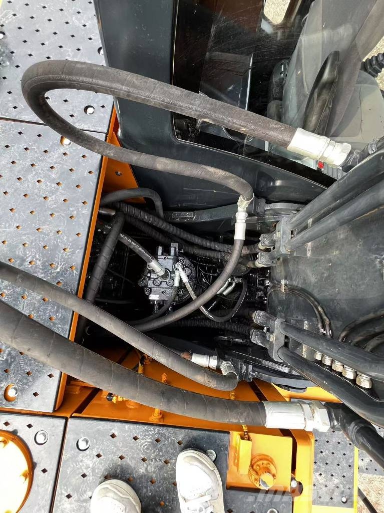 Hyundai 210W-9S Gravemaskiner på hjul